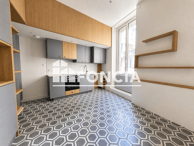 Appartement 5 pièces (151.57 m²) à louer - Grenoble (38000)
