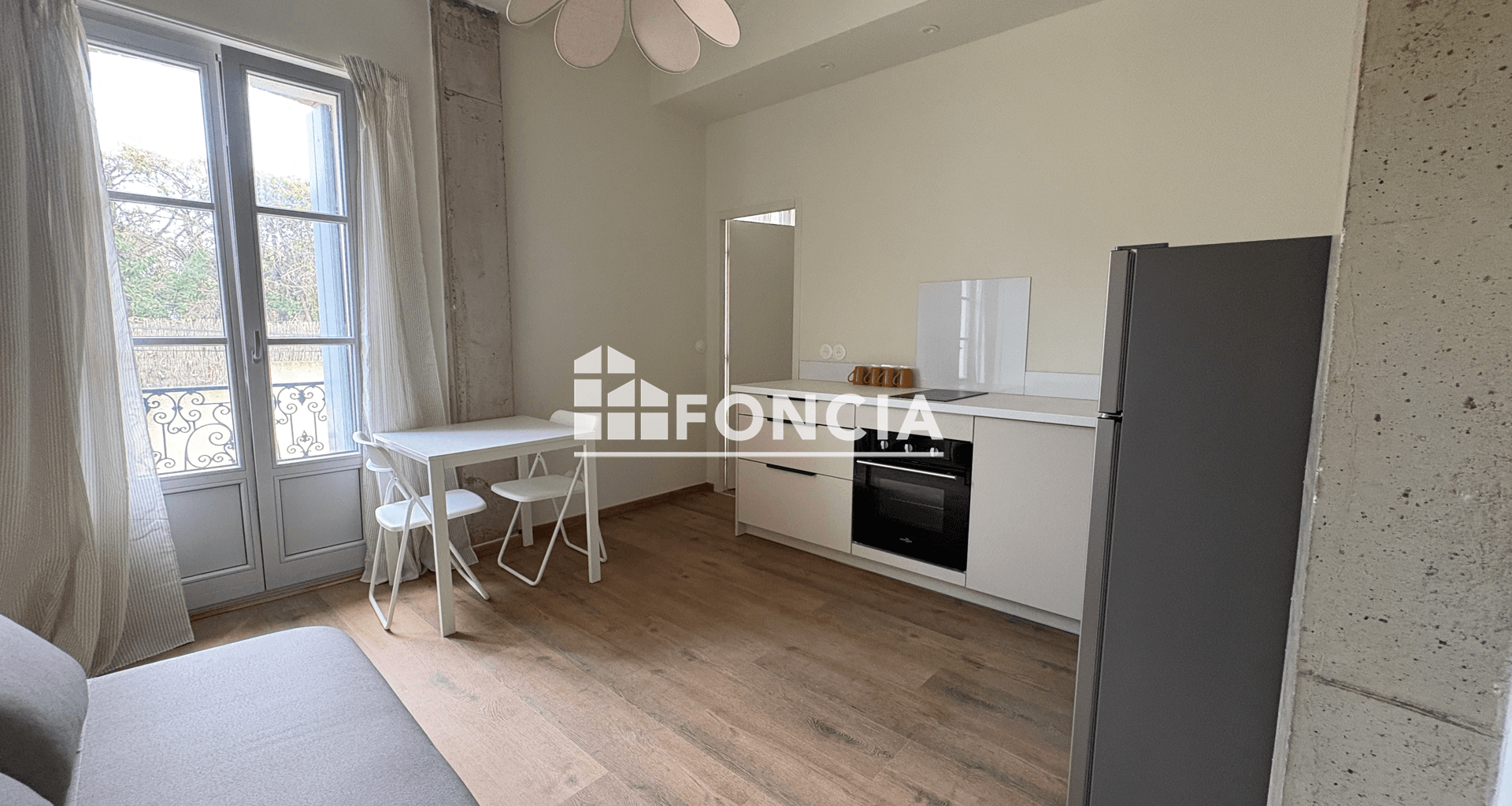 Appartement meublé 3 pièces (36.75 m²) à louer - Béziers (34500)