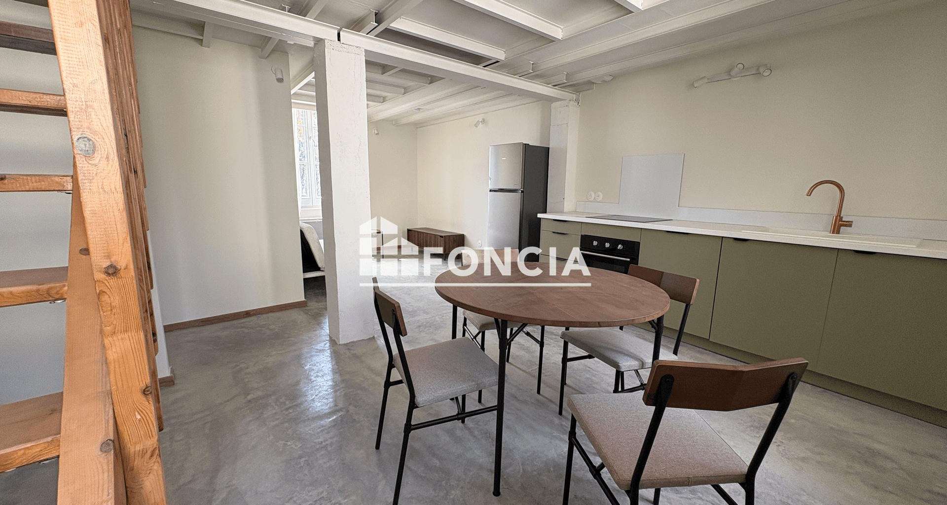 Appartement meublé 3 pièces (49.4 m²) à louer - Béziers (34500)