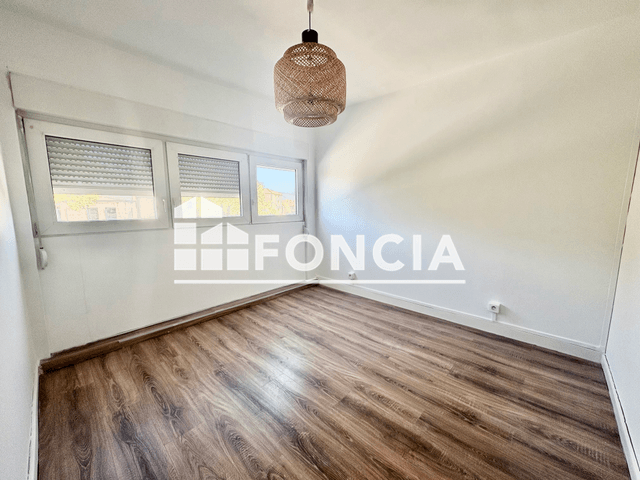 Appartement 6 pièces (99.52 m²) à louer - La Garde (83130)