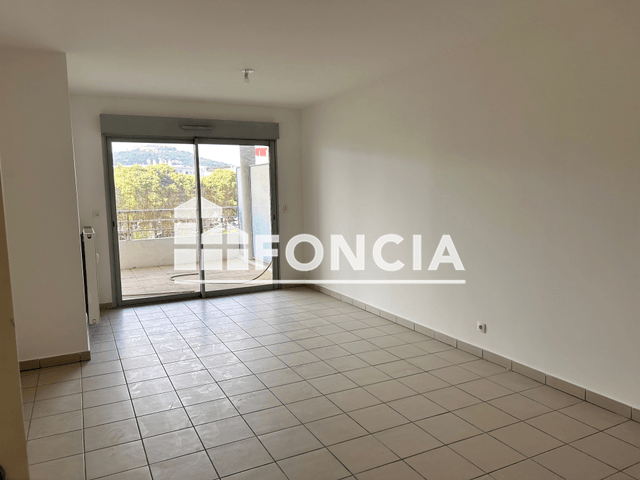 Appartement 3 pièces (84.79 m²) à louer - La Seyne Sur Mer (83500)