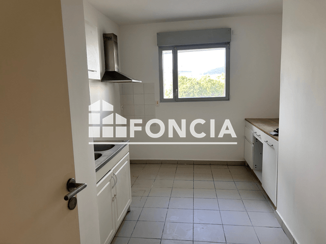 Appartement 3 pièces (84.79 m²) à louer - La Seyne Sur Mer (83500)
