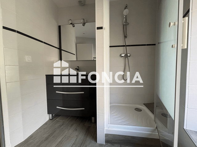 Maison 3 pièces (74.94 m²) à louer - Crolles (38920)