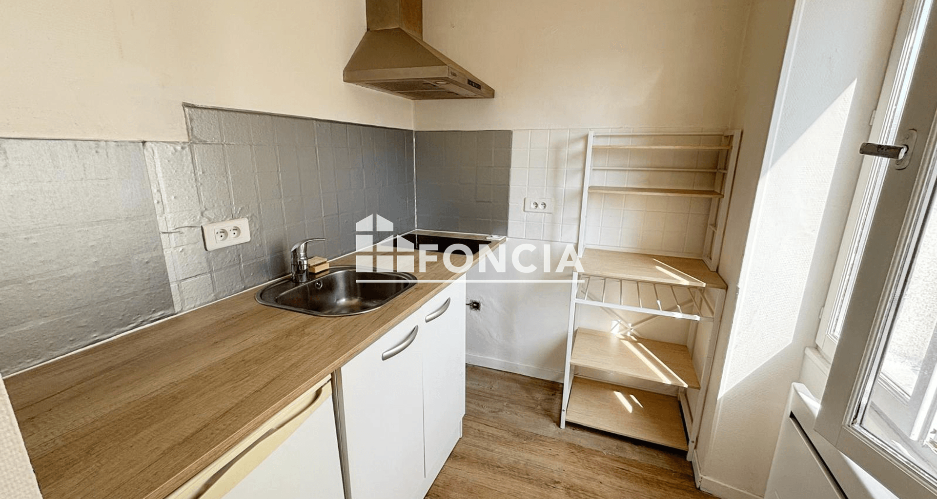 Studio (17.6 m²) à louer - Igny (91430)