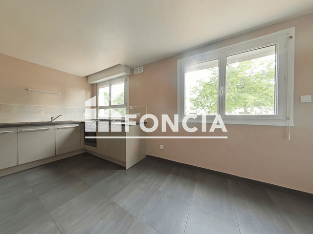 Appartement 4 pièces (78.85 m²) à louer - Lanester (56600)
