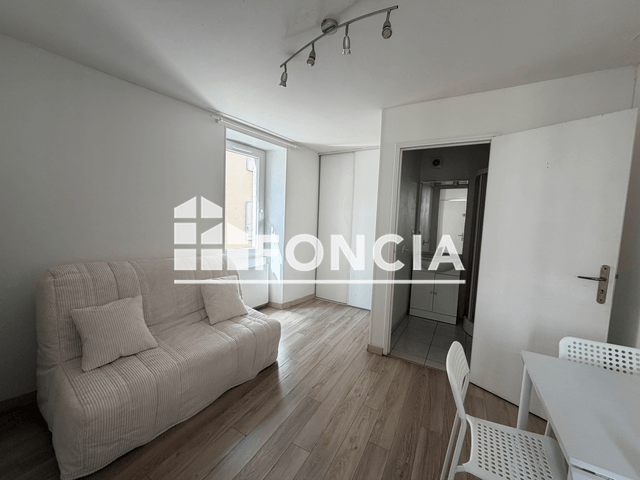 Studio meublé (15.2 m²) à louer - Angoulême (16000)