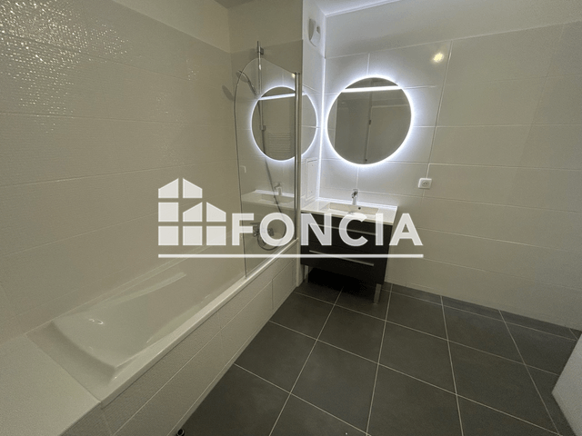 Appartement 3 pièces (70 m²) à louer - Clichy (92110)