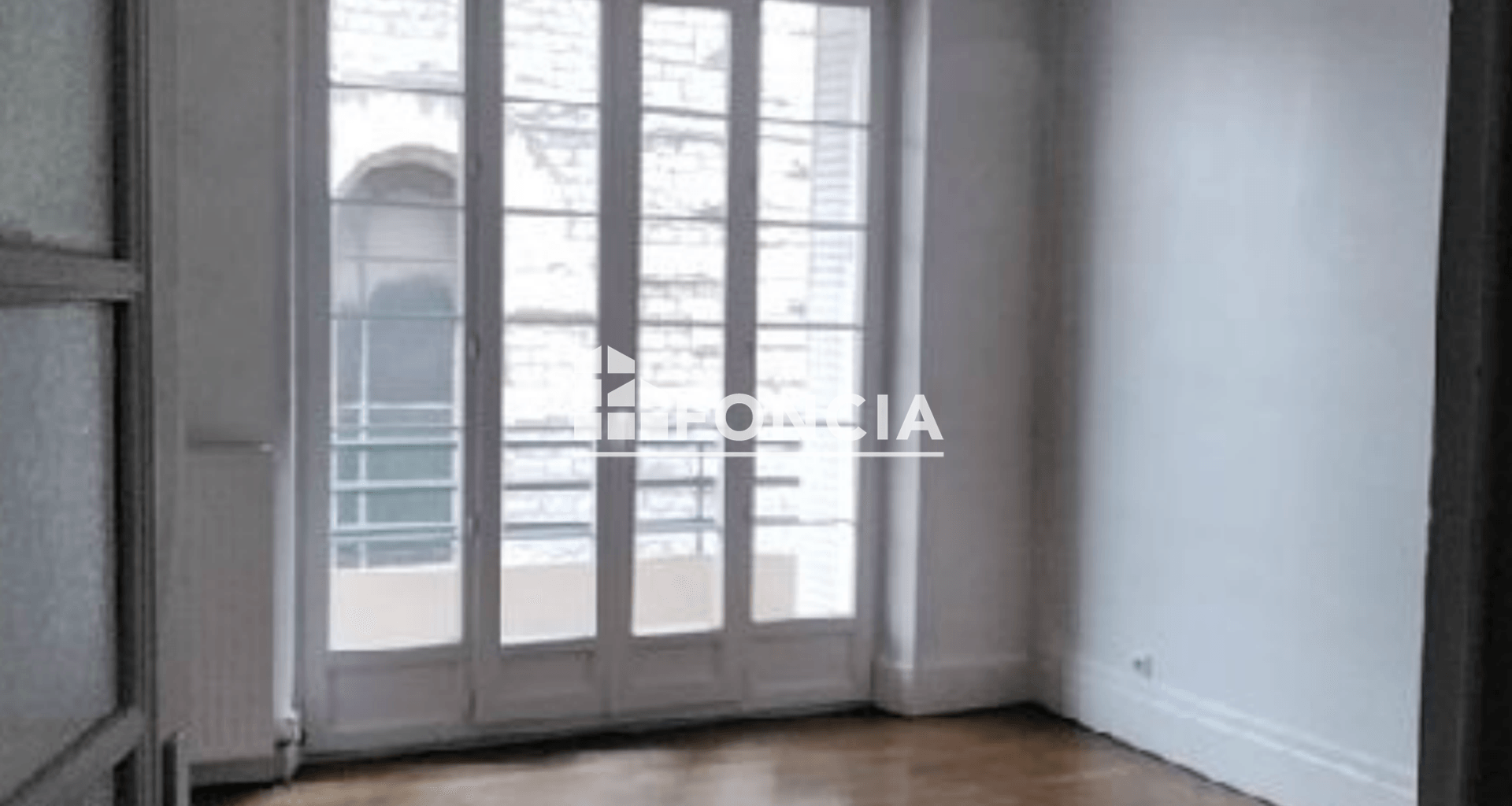 Appartement 2 pièces (68.48 m²) à louer - Grenoble (38000)