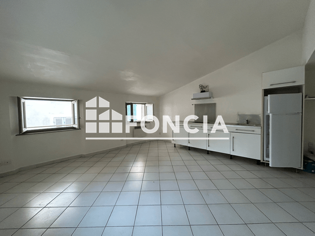 Appartement 2 pièces (38.2 m²) à louer - Toulon (83000)