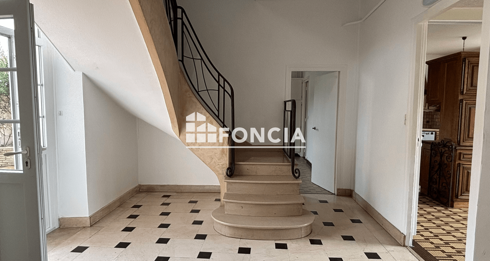 Maison 6 pièces (189 m²) à louer - ÉTampes (91150)
