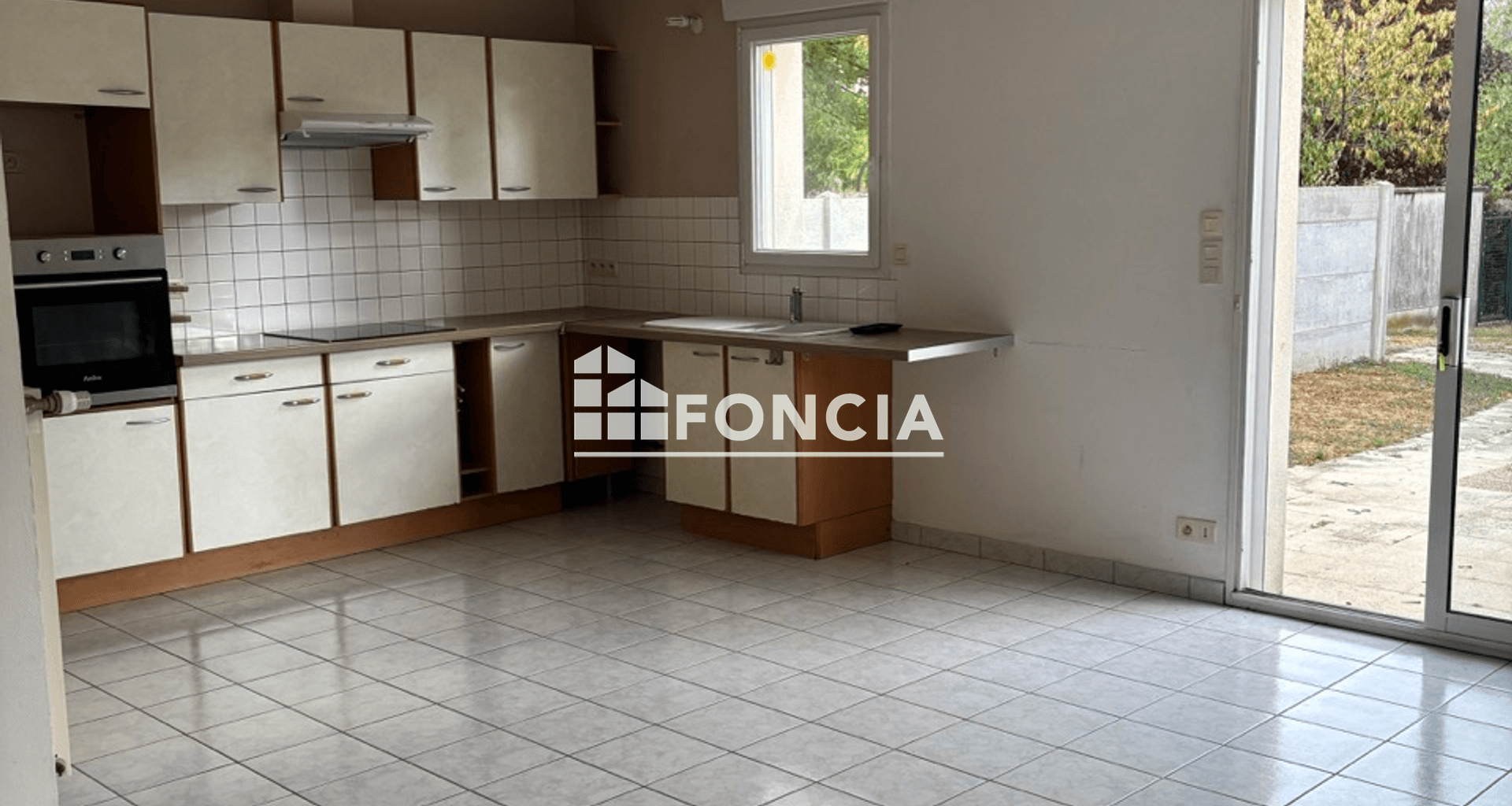 Maison 5 pièces (114.04 m²) à louer - Sablé-sur-sarthe (72300)