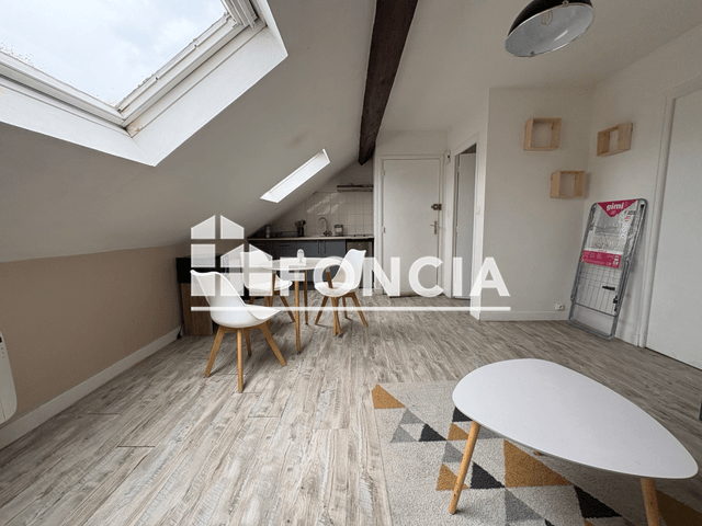 Appartement meublé 2 pièces (28.8 m²) à louer - Valenciennes (59300)