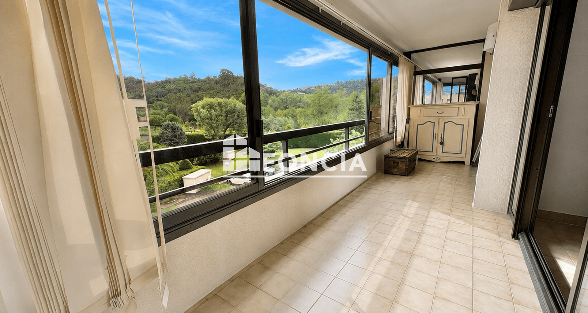 Appartement 2 pièces (43.24 m²) à vendre - Mandelieu-la-napoule (06210)