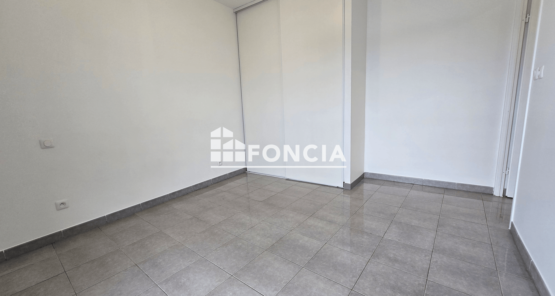 Appartement 2 pièces (40.3 m²) à louer - Nîmes (30000)