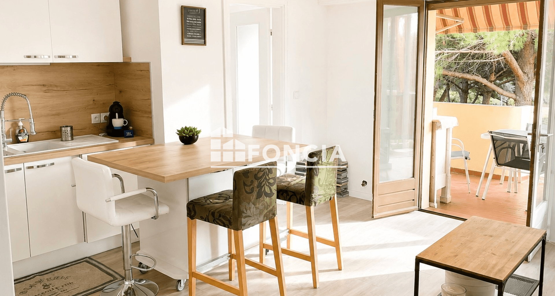 Appartement 2 pièces (49.7 m²) à vendre - Fréjus (83600)
