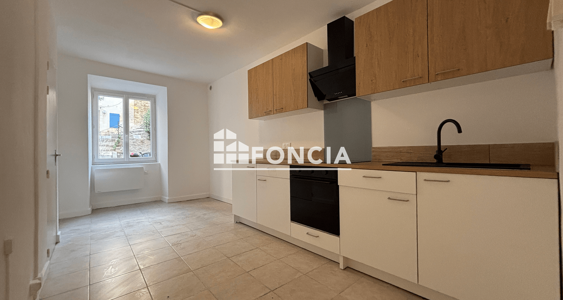 Appartement 2 pièces (71.99 m²) à louer - Cadenet (84160)