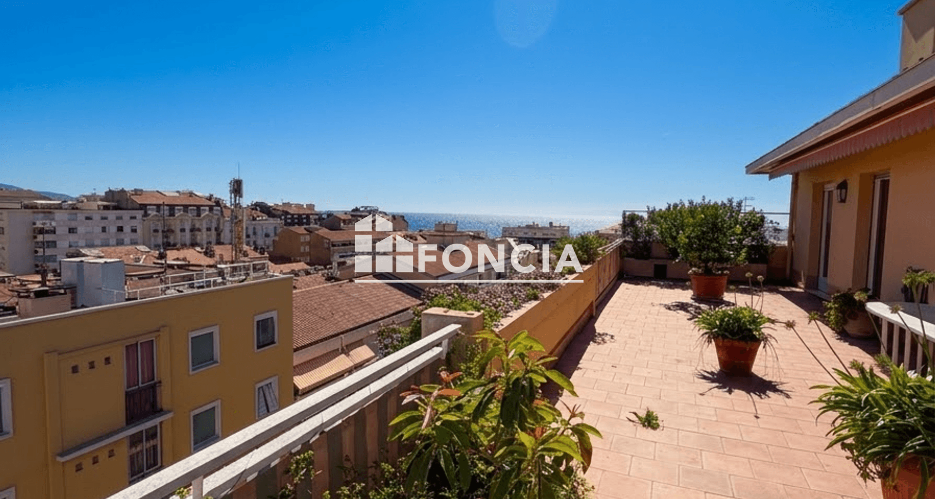 Appartement 5 pièces (14.74 m²) à vendre - Menton (06500)
