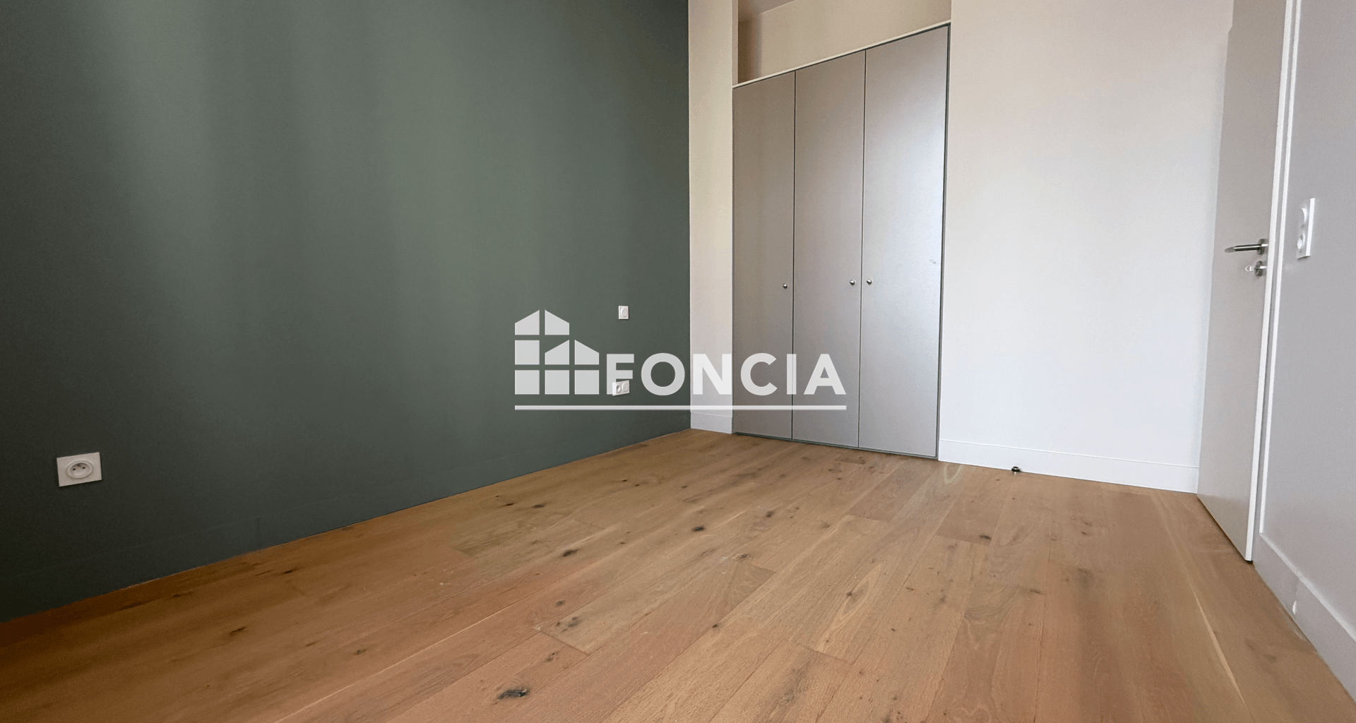 Appartement 2 pièces (57 m²) à louer - La Rochelle (17000)