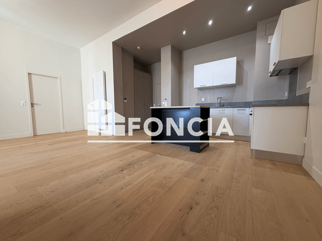 Appartement 2 pièces (57 m²) à louer - La Rochelle (17000)
