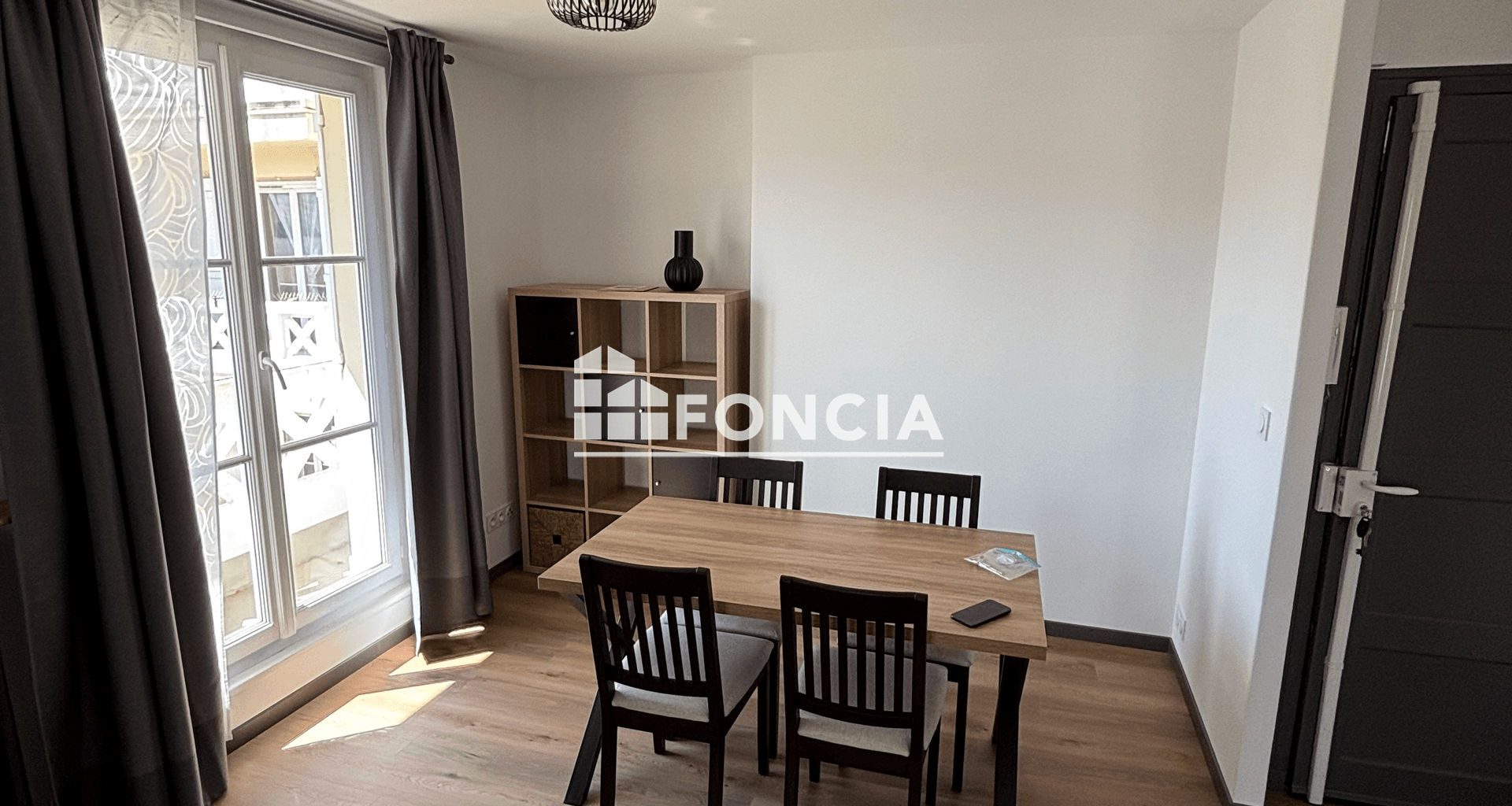 Appartement meublé 2 pièces (41 m²) à louer - Colombes (92700)