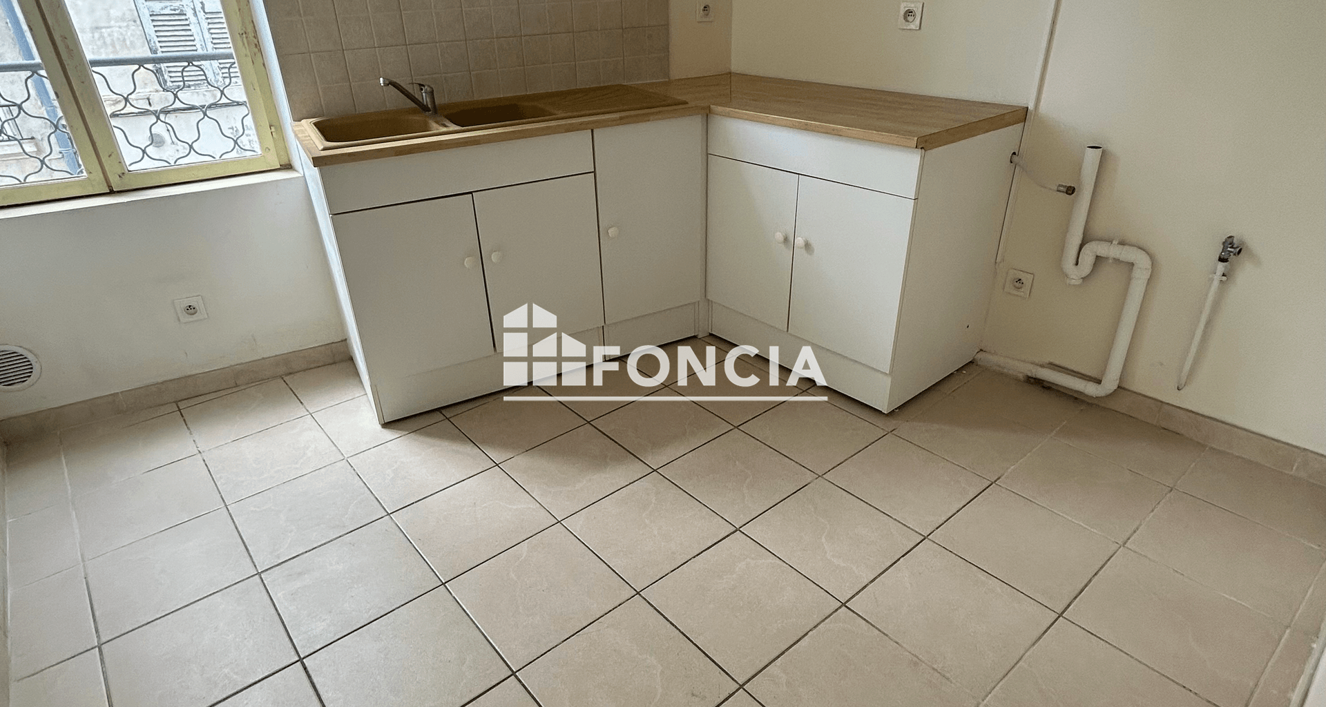 Studio (30 m²) à louer - Niort (79000)