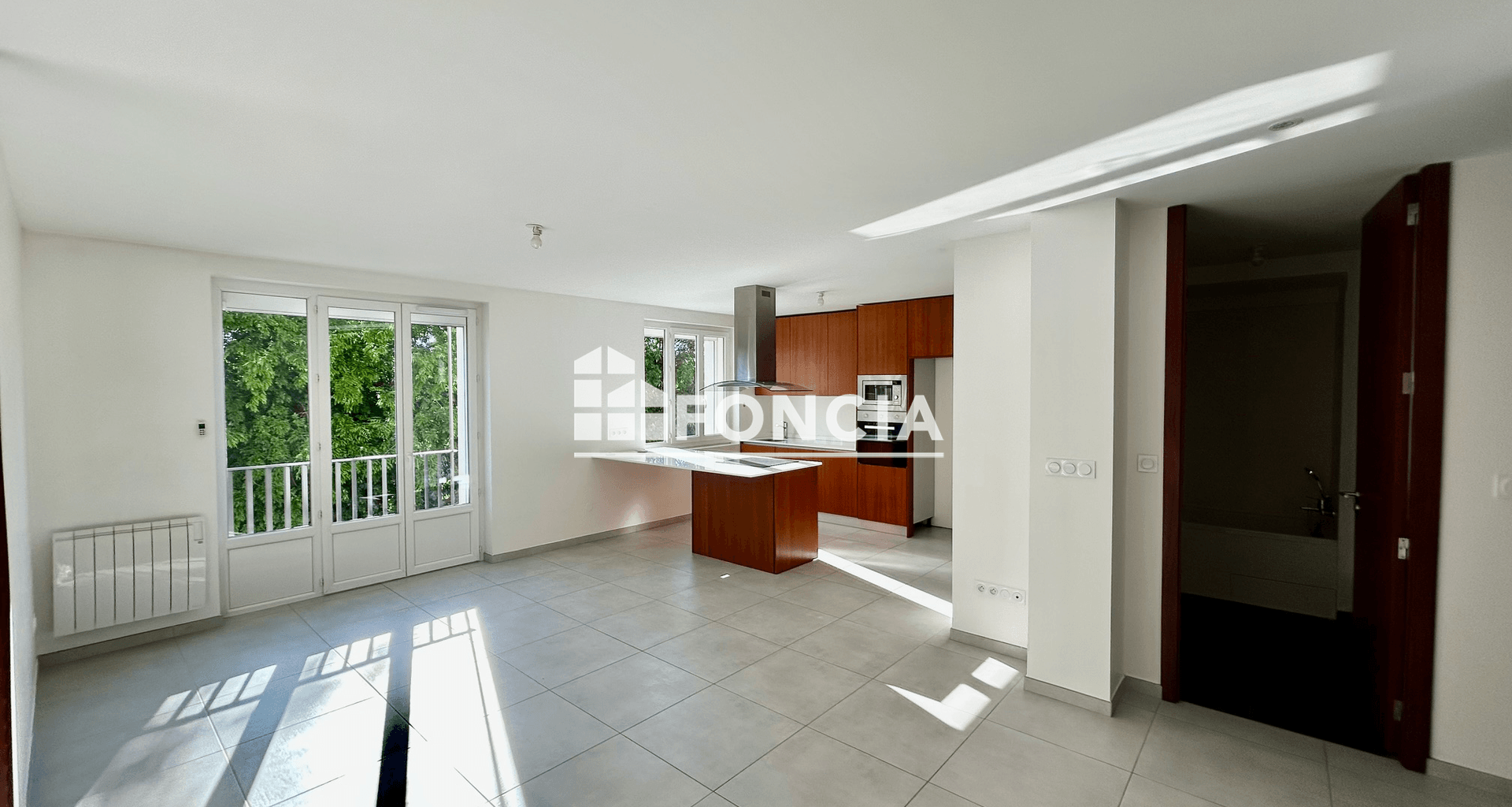 Appartement 4 pièces (74.67 m²) à louer - Bron (69500)