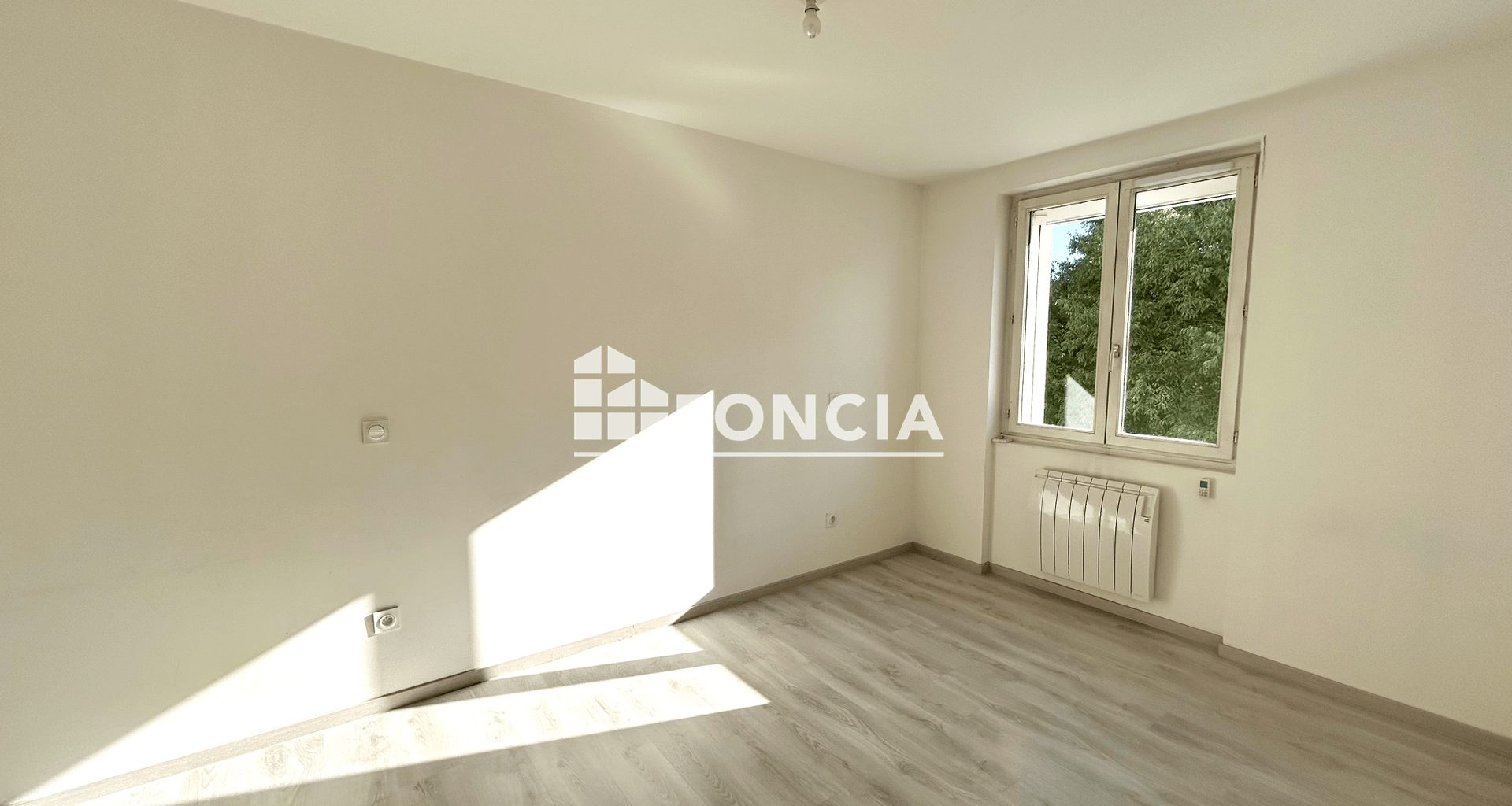 Appartement 4 pièces (74.67 m²) à louer - Bron (69500)