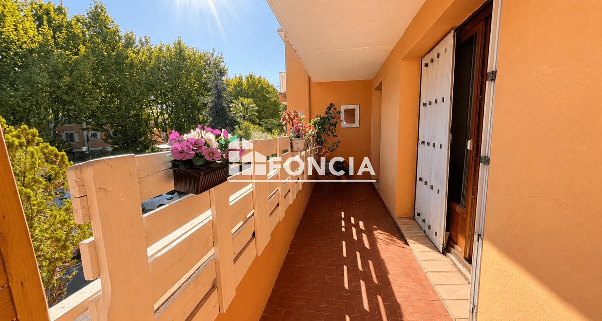 Appartement 2 pièces (47.02 m²) à vendre - Fréjus (83600)