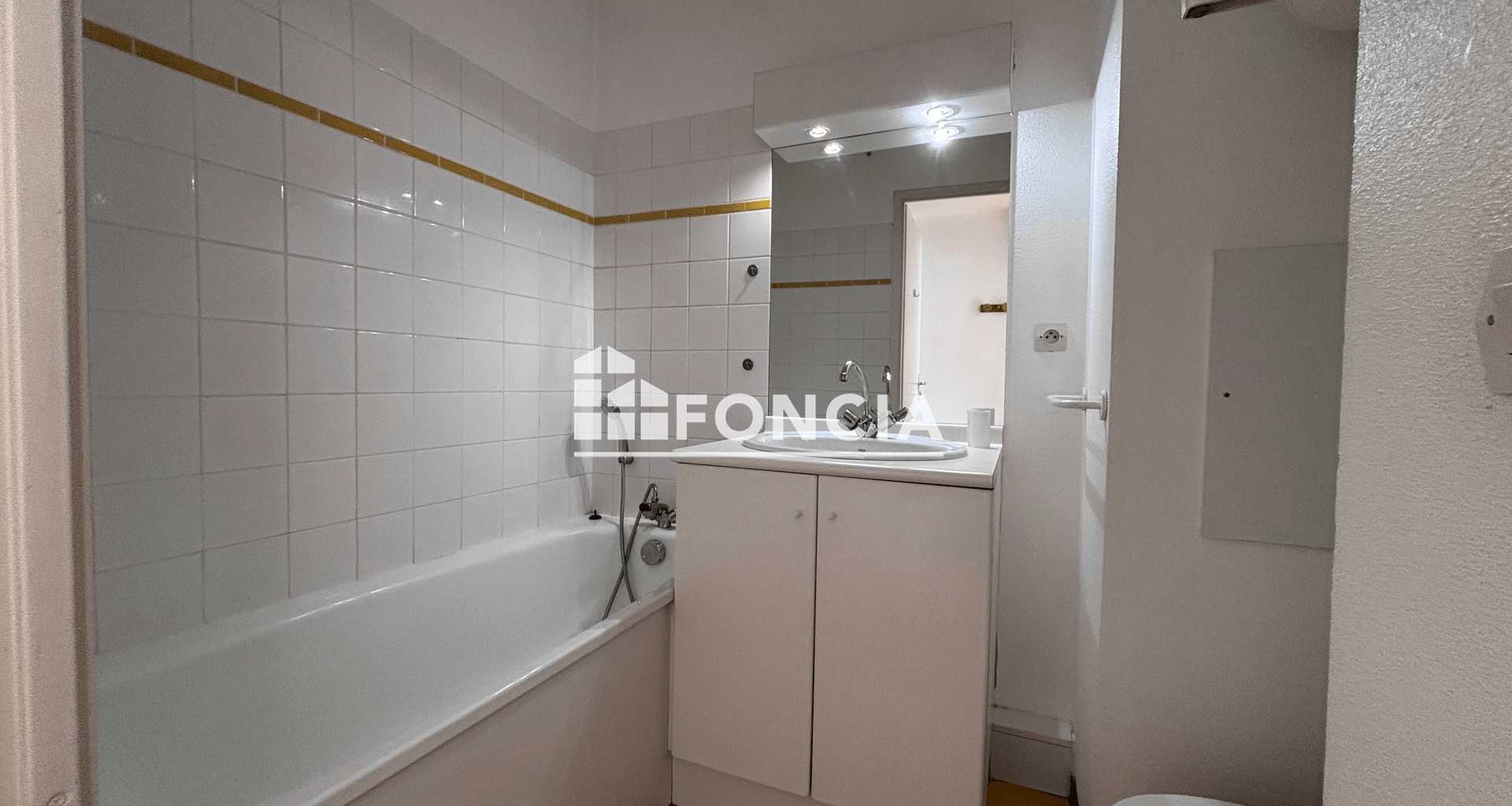 Studio (18 m²) à vendre - Saint-étienne (42100)