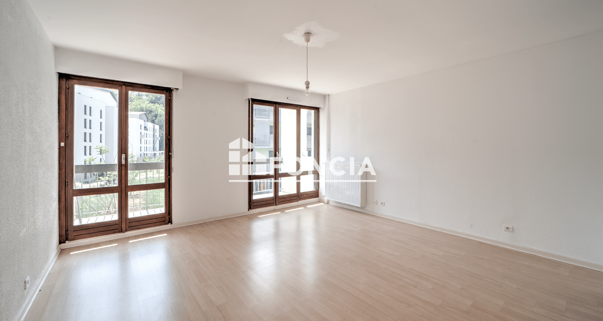 Appartement 2 pièces (50 m²) à vendre - Gex (01170)