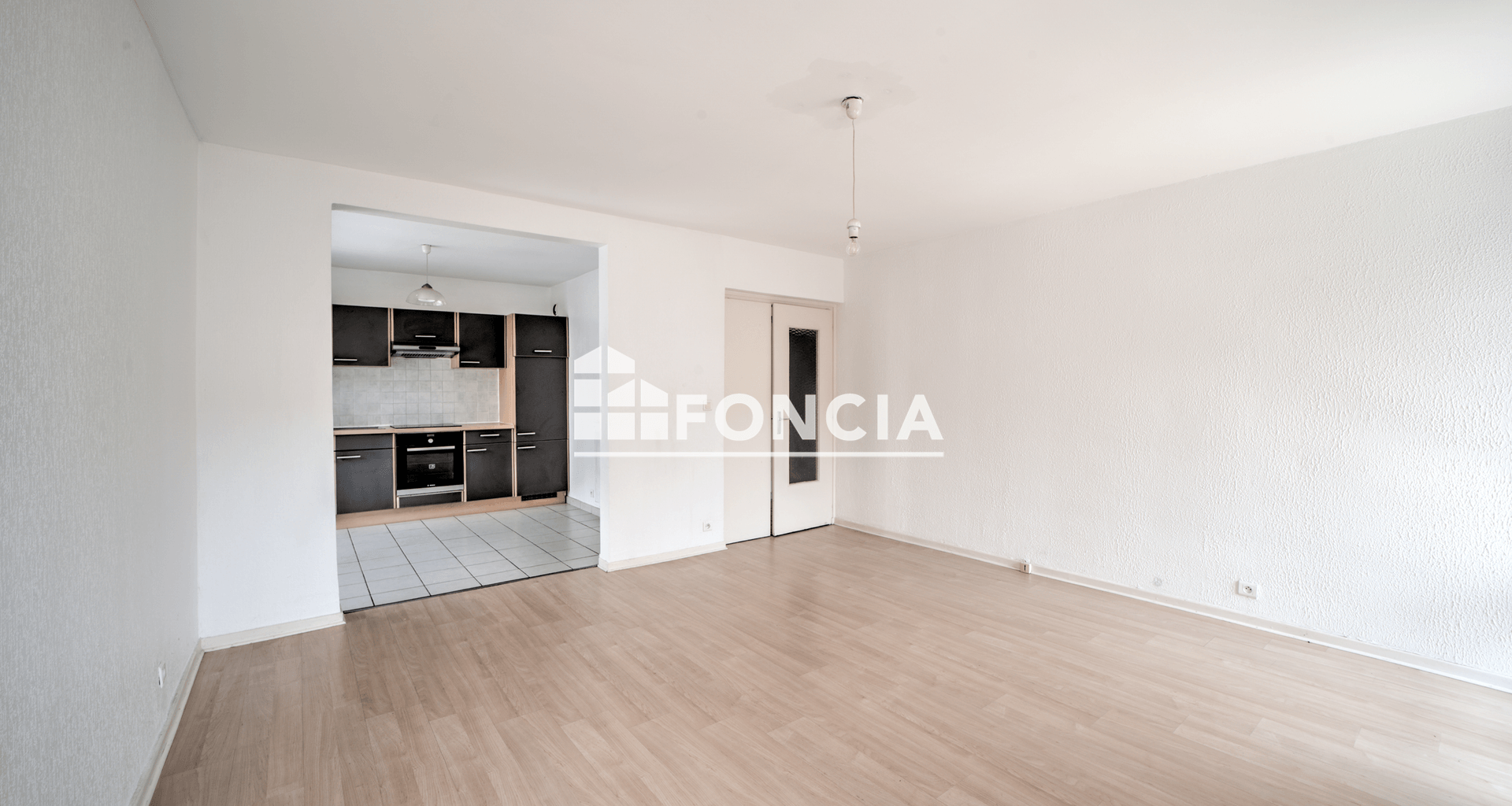Appartement 2 pièces (50 m²) à vendre - Gex (01170)