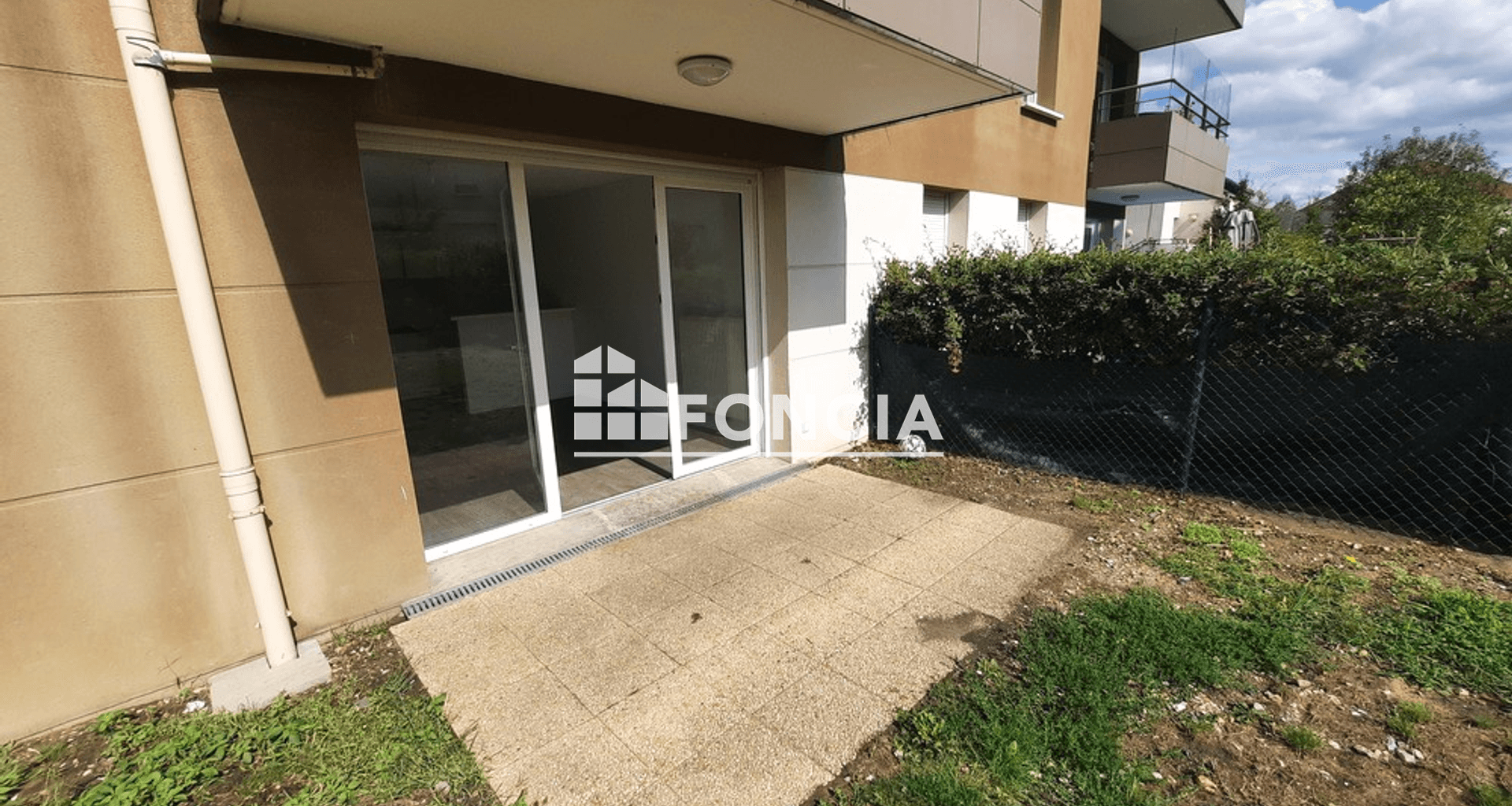 Appartement 3 pièces (56.9 m²) à vendre - Saint-étienne-du-rouvray (76800)