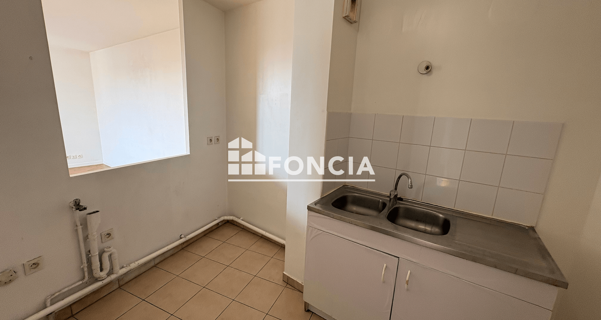 Appartement 3 pièces (58.23 m²) à louer - Savigny-le-temple (77176)