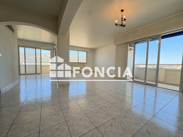 Appartement 4 pièces (102.4 m²) à louer - Toulon (83000)