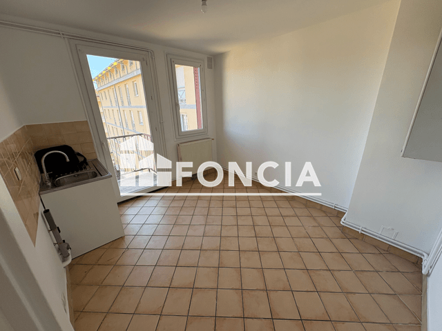 Appartement 3 pièces (70.37 m²) à louer - Bourgoin-jallieu (38300)