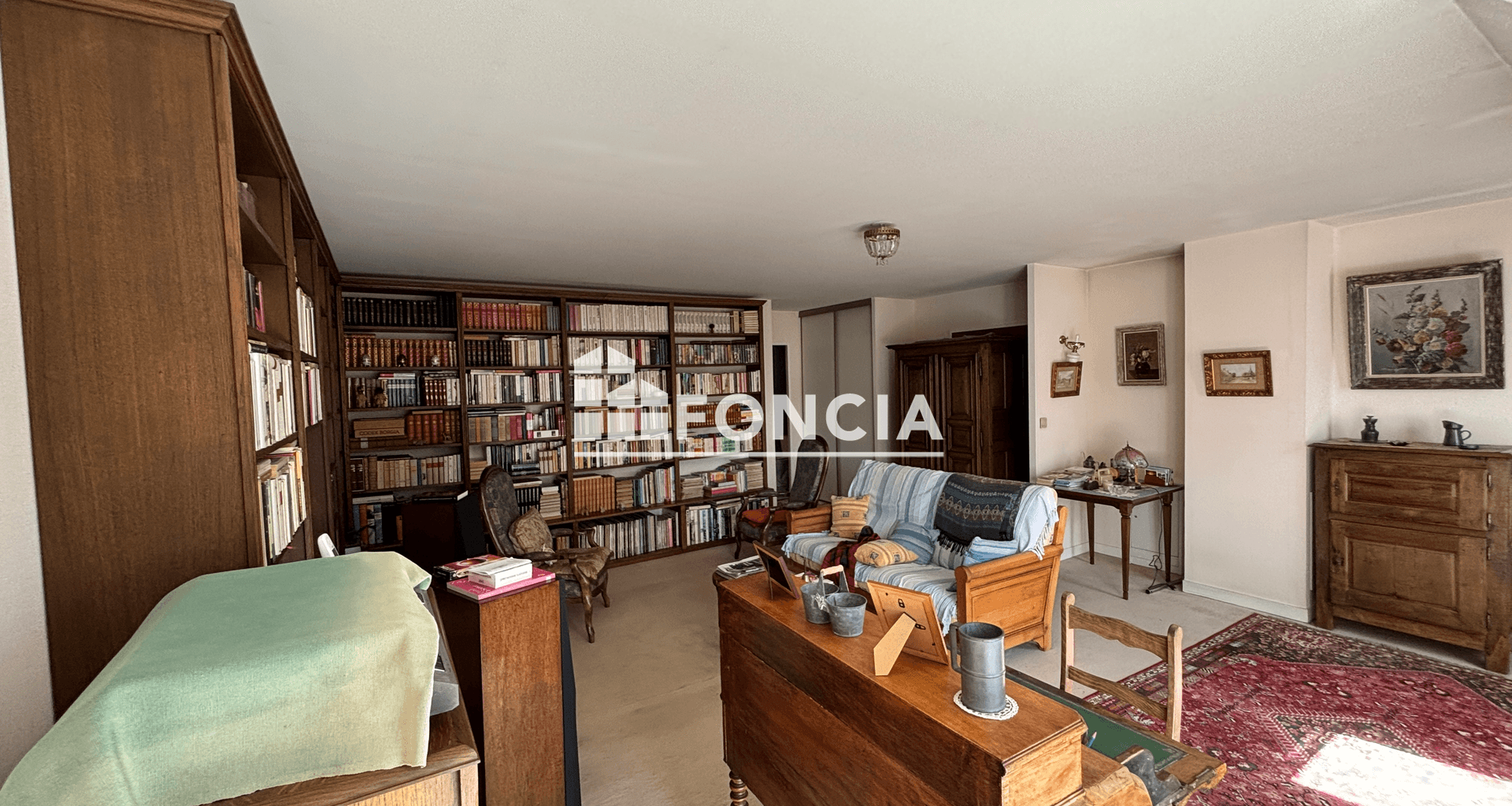 Appartement 6 pièces (15374 m²) à vendre - Vernon (27200)