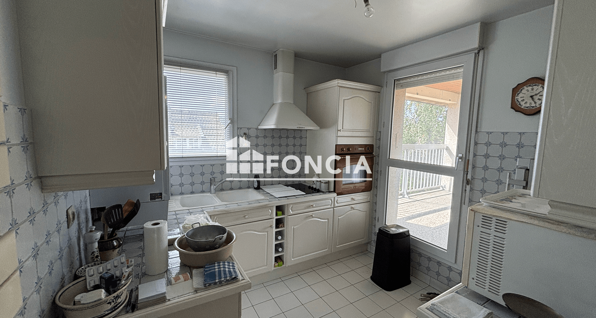 Appartement 6 pièces (15374 m²) à vendre - Vernon (27200)