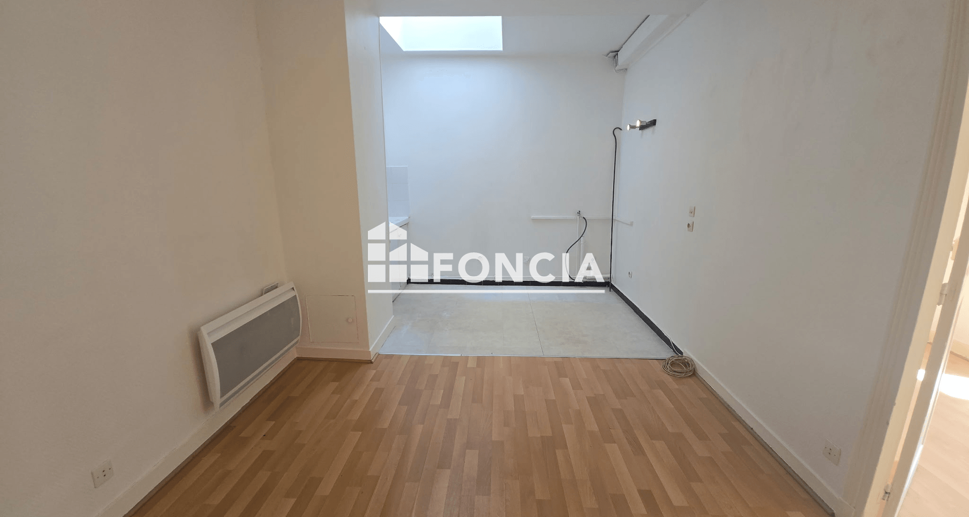 Appartement 2 pièces (27.79 m²) à louer - Charenton-le-pont (94220)