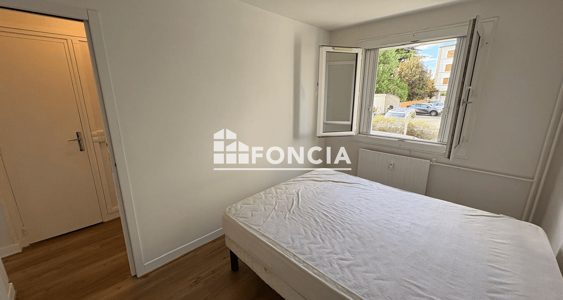 Appartement meublé 2 pièces (47.15 m²) à louer - Viry-châtillon (91170)