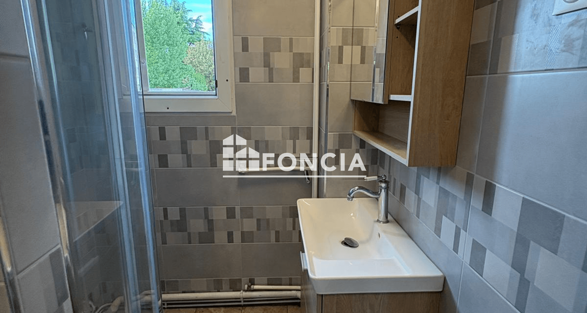 Appartement meublé 2 pièces (47.15 m²) à louer - Viry-châtillon (91170)