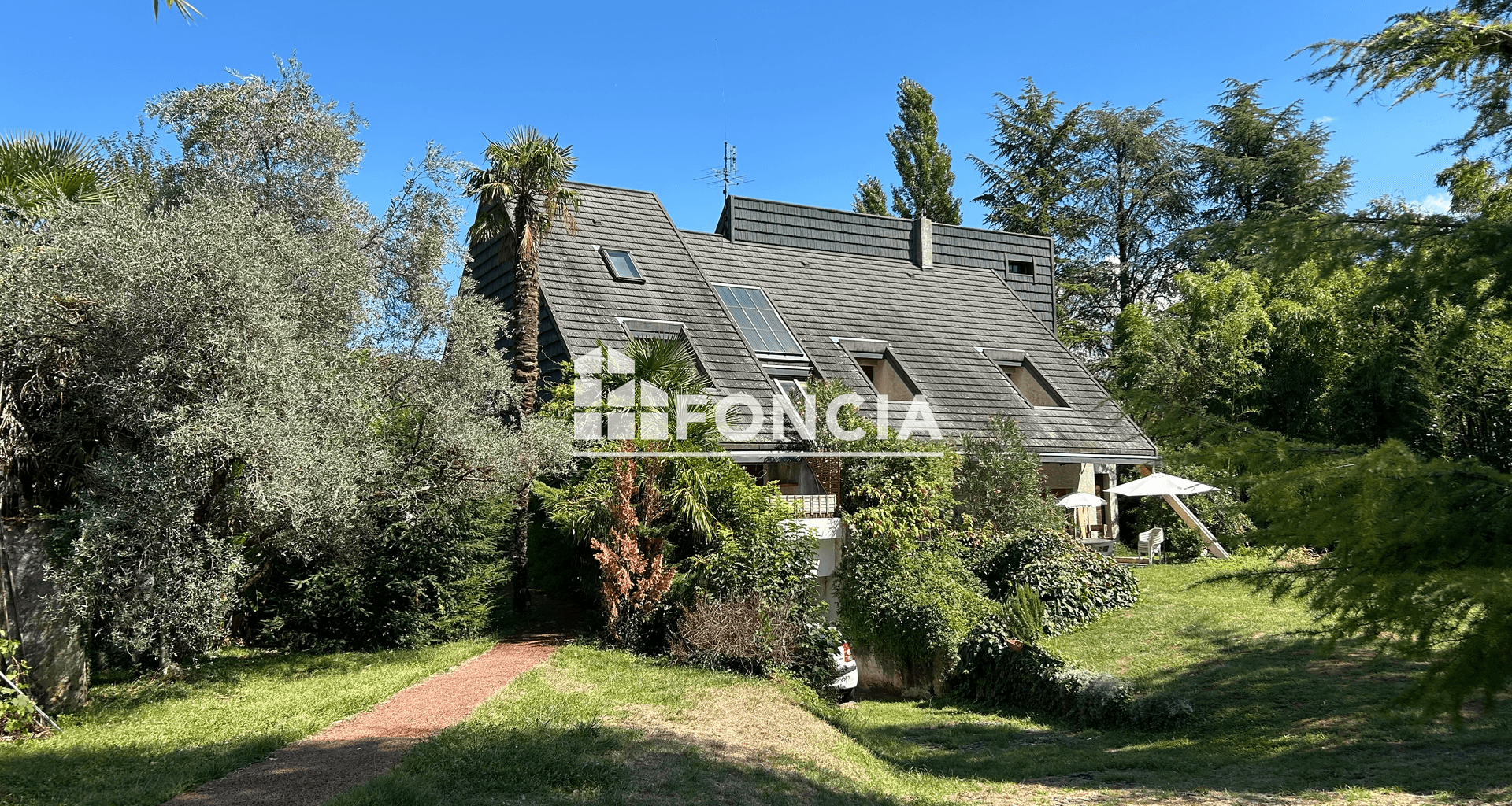 Appartement 4 pièces (91.8 m²) à louer - La Tronche (38700)
