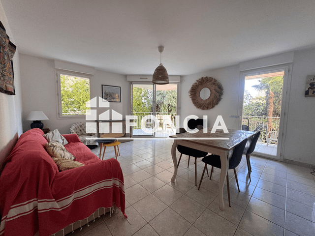 Appartement 3 pièces (71.09 m²) à louer - Hyeres Les Palmiers (83400)