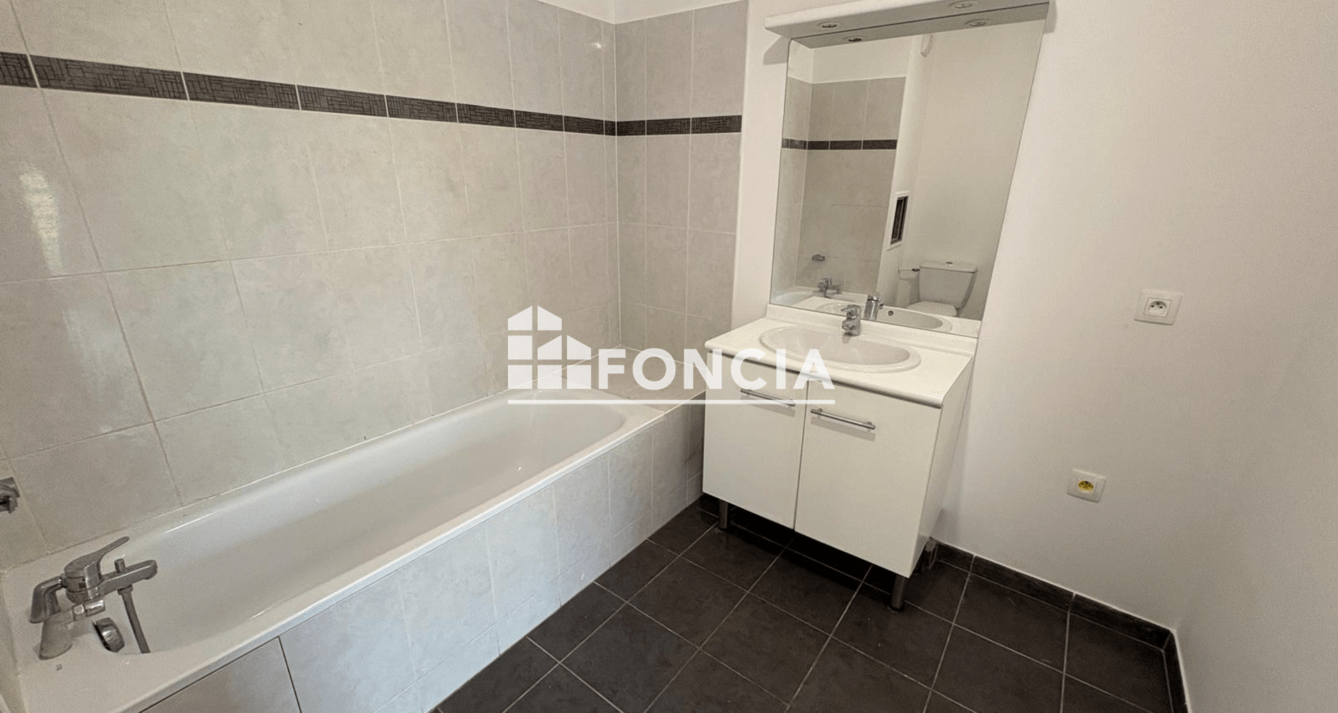 Appartement 2 pièces (38.5 m²) à louer - Boussy-saint-antoine (91800)