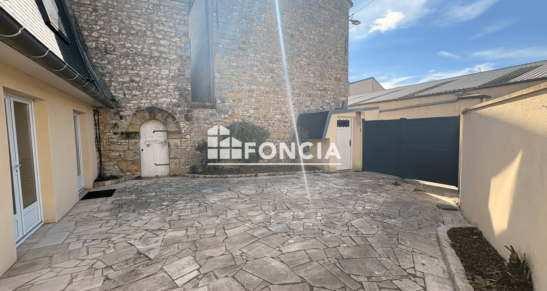 Maison 3 pièces (95 m²) à louer - Fontainebleau (77300)