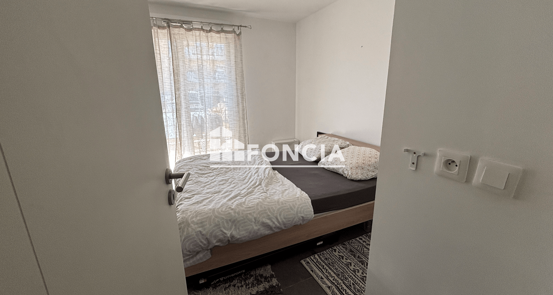 Appartement 2 pièces (43.54 m²) à vendre - Villeneuve-loubet (06270)