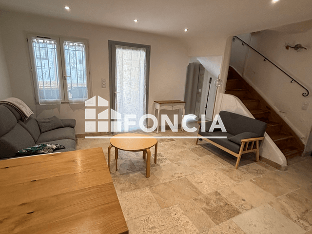 Maison 3 pièces (81.09 m²) à louer - Fontvieille (13990)