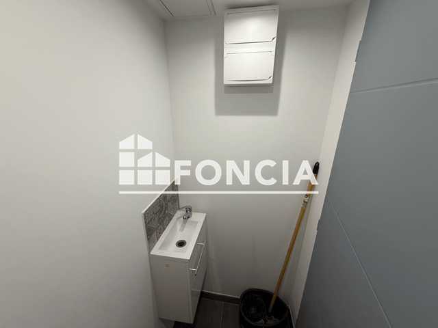Studio meublé (29.75 m²) à louer - Salon De Provence (13300)