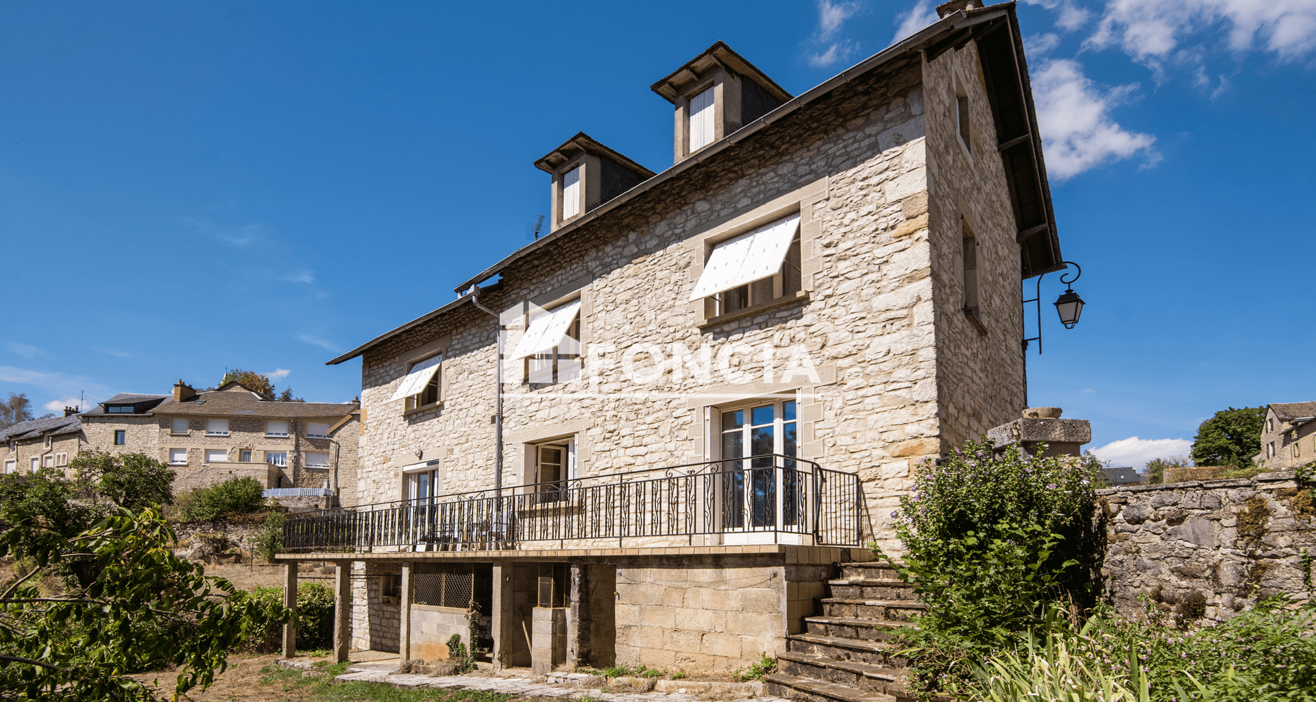 Maison 6 pièces (130.27 m²) à vendre - Bertholène (12310)