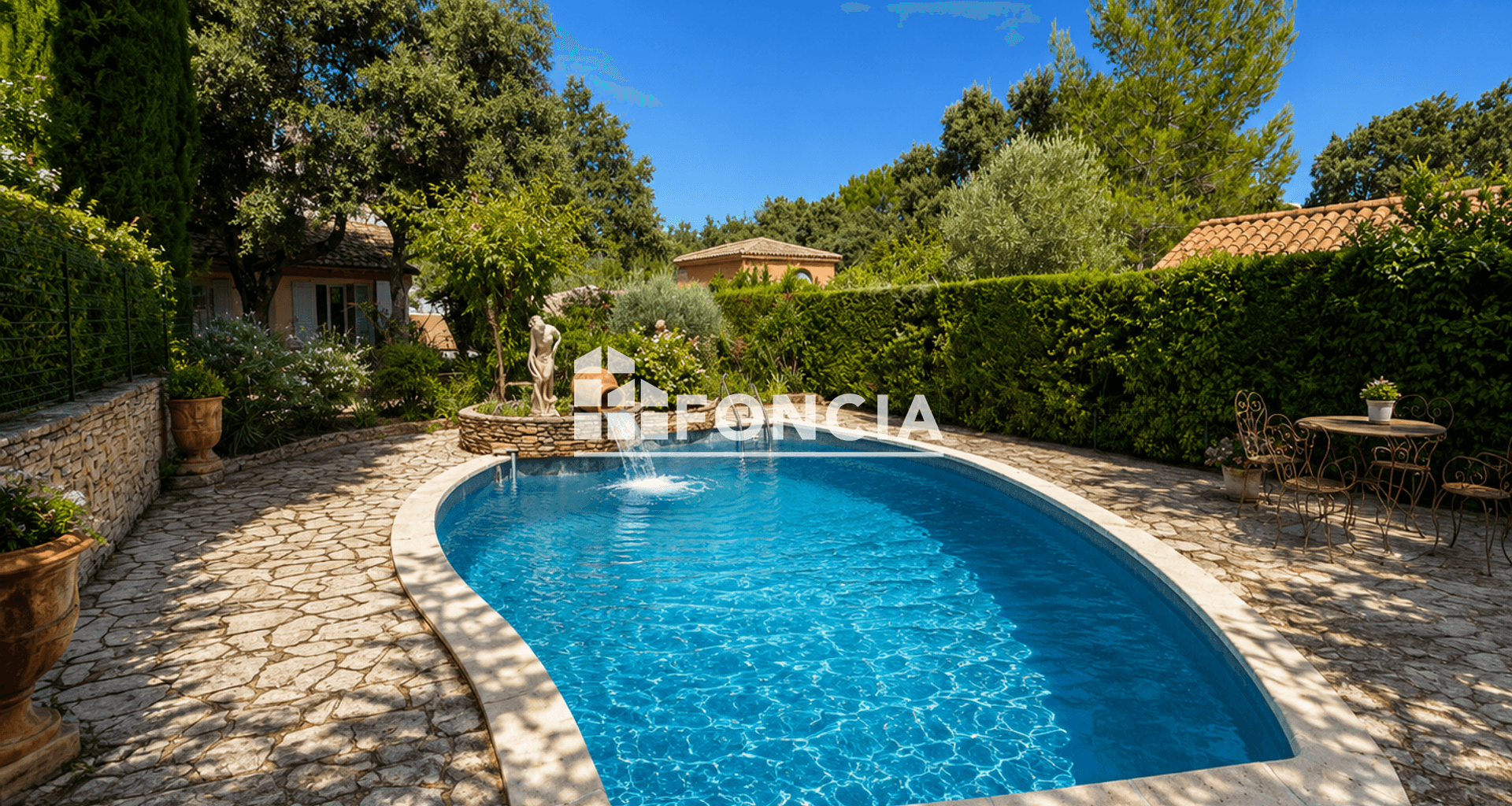 Maison 5 pièces (121.43 m²) à vendre - Villeneuve-lès-avignon (30400)