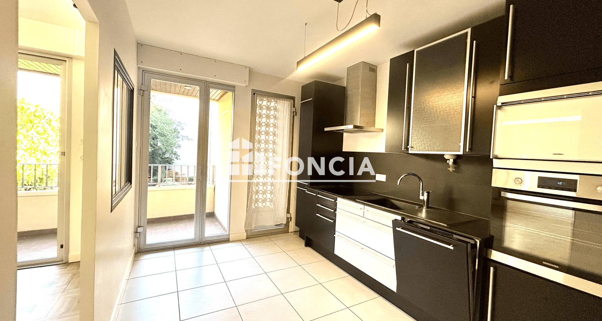 Appartement 4 pièces (121.5 m²) à louer - Lyon 2ᵉ (69002)
